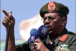 الرئيس السوداني عمر البشير يتفقد هجليج