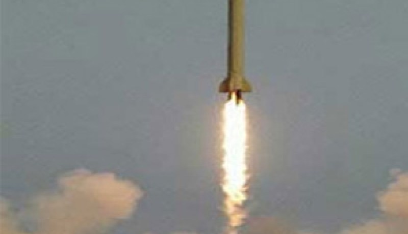 سيول تعتبر أن الهدف من إطلاق بيونغ يانغ صاروخا هو توجيه رسالة بأنها قوة نووية