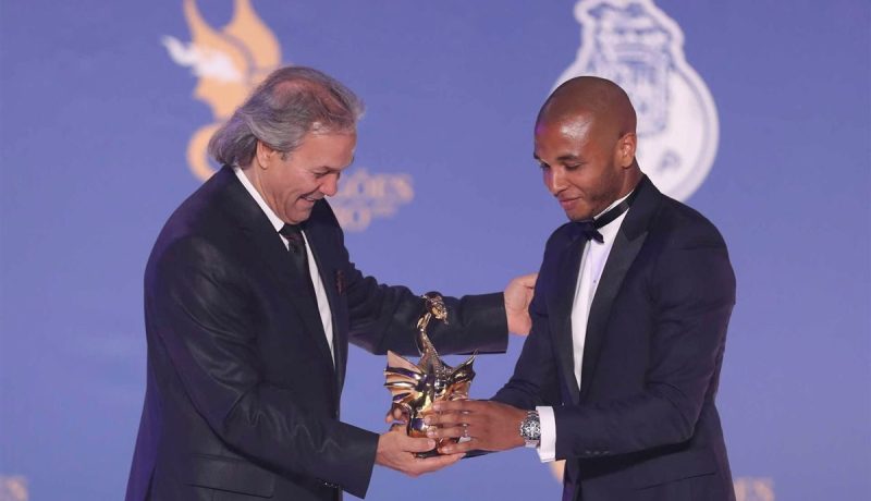 ماجر يُفضل براهيمي على صلاح كـ”أفضل لاعب إفريقي”