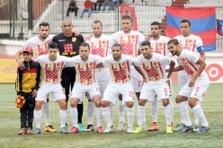 النصرية «ما تحشمش» بهزيمة سطيف.. لاتزال في «البوديوم» وميشال يشيد بلاعبيه