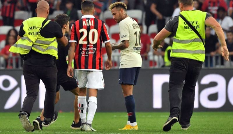 عطال يثير دهشة “الفرنسيين” ويُريح “بلماضي” !