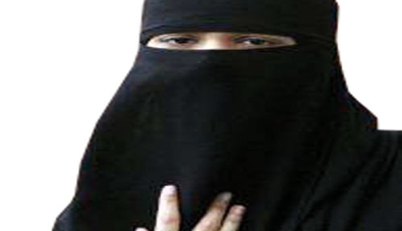 فرنسا وبلجيكا تمنعان ارتداء‮ ''‬البرقع‮''  ‬في‮ ‬الأماكن العامة نهائيا