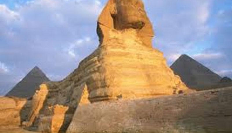عشرة قتلى في عملية تنقيب غير شرعية عن الآثار في مصر