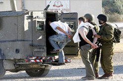 الجيش الاسرائيلي يعتقل عدد من الفلسطينيين في الضفة الغربية