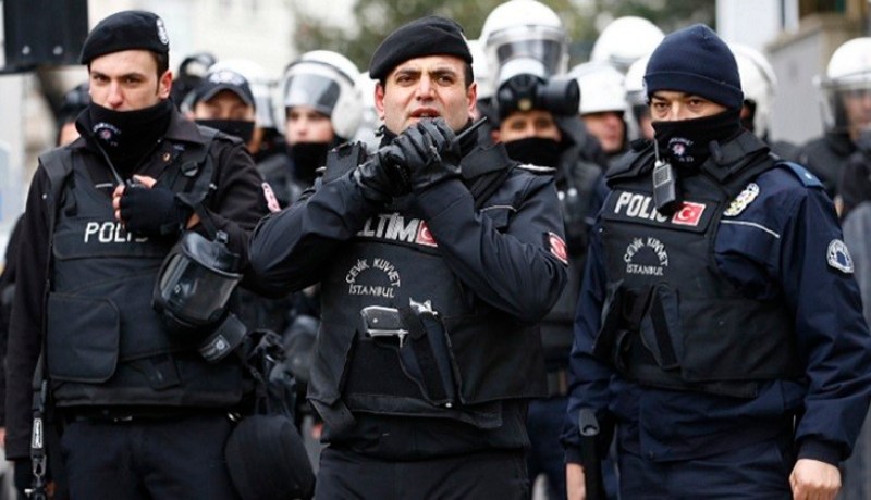 مقتل وإصابة 13 شرطيا في تركيا