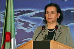 حقوق المرأة بدلا من حقوق الإنسان‮  ‬