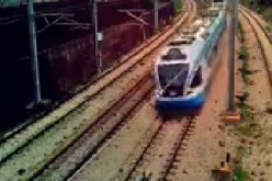 قطار سريع يمر فوق شاب جزائري