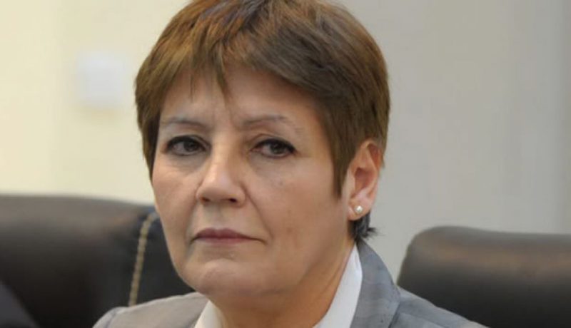 بن غبريت: المختارات الأدبية ستكون مرجعا للكتاب المدرسي