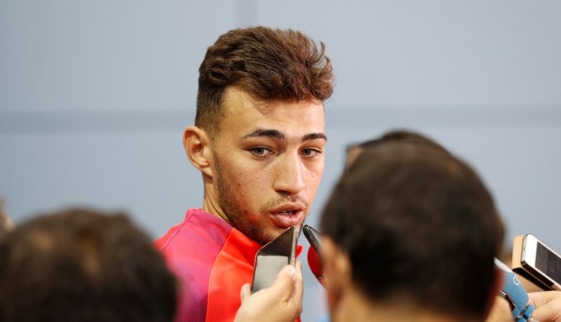 منير الحدادي يجهز حقائقبه لمغادرة برشلونة