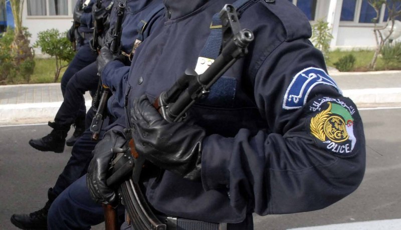 تحرير امرأة احتجزها راق داخل منزله طيلة أسبوع في المسيلة!