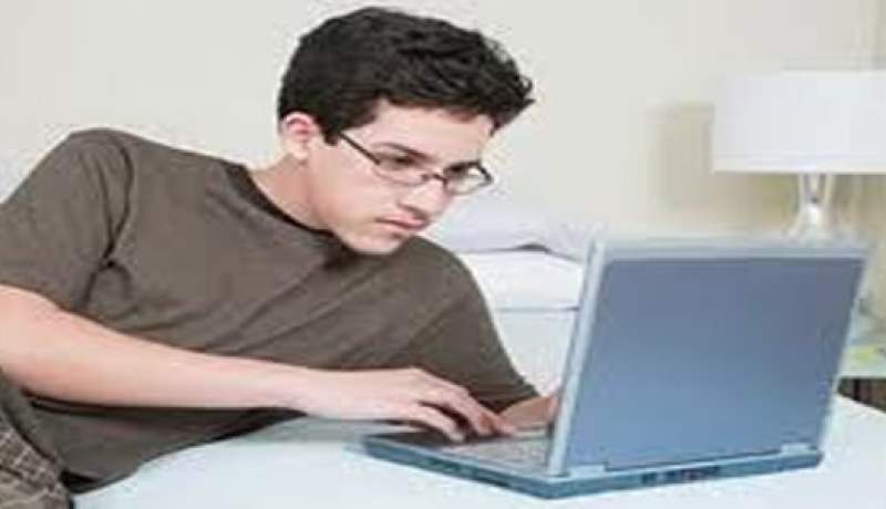 إدمان الإنترنت يعطل أداء الروابط العصبية بالمخ