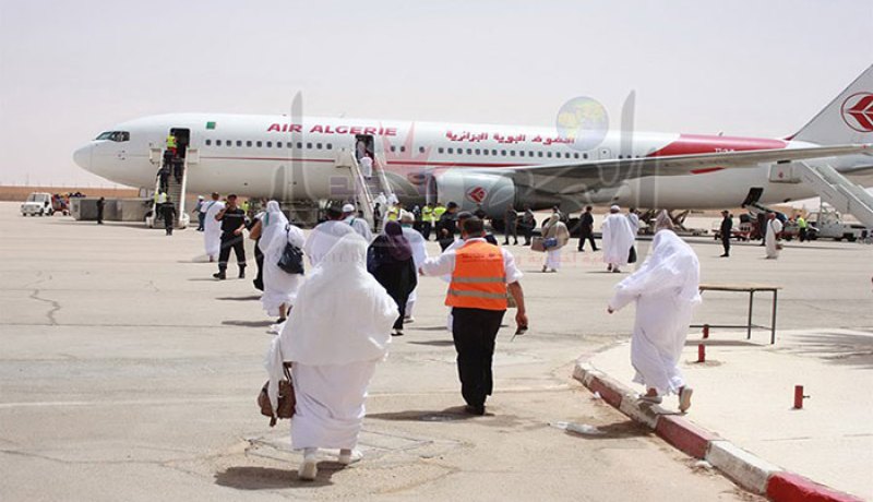 1600 حامل لتأشيرة عمرة ينتظرون السفر إلى البقاع المقدسة
