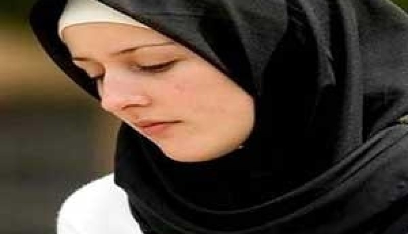 لأنّي أجتهد في العبادات الرمضانية والدتي تتهمني بالهروب من الأعمال المنزلية