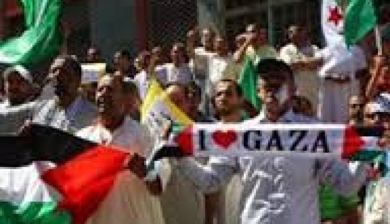 تجمع ومسيرة بوهران تضامنا مع الشعب الفلسطيني في غزة