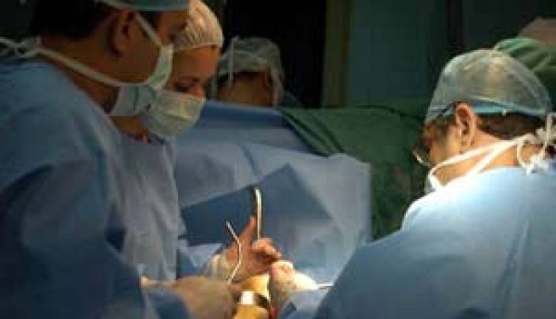 البروفيسور بلدي عبد الكريم:”مرضى الأعصاب يستطيعون الصيام إلا في حالة إجراء عملية جراحية”