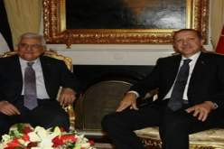 الرئيس الفلسطيني يضع أردوغان في الصورة بعد توقيعه على إعلان الدوحة