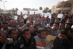 وقفة إحتجاجية لشباب بطال بمدينة الأبيض سيدي الشيخ بولاية البيض