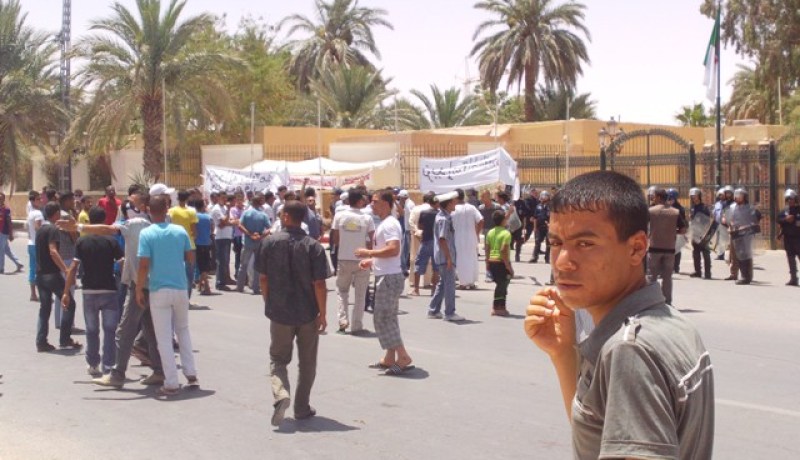 أنباء عن إلغاء المسيرة المليونية في الصحراء