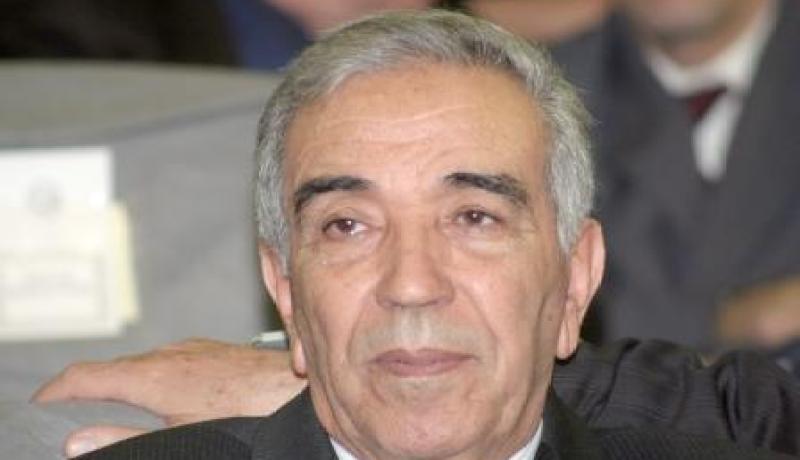 الشهادة بـ 400 دينار في باتنة!