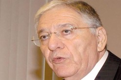 ولد عباس يشترط 15 وثيقة و50 مليونا للترشح في قوائم الأفلان