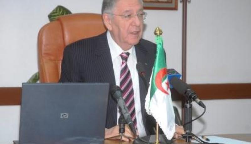 وزير التضامن الأسري…