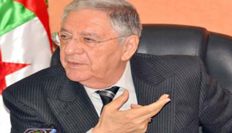 وزير الصحة يعد برفع الأجور والأطباء يواصلون الإضراب