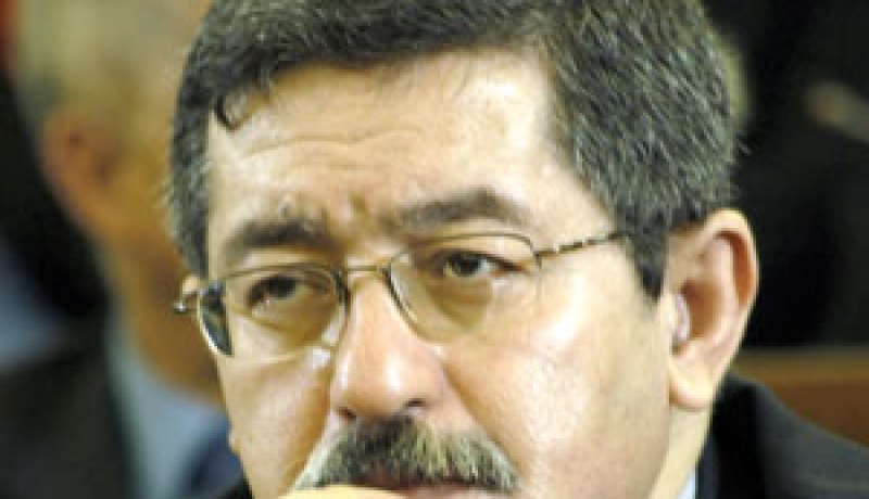 الأرندي يكشف أوراق الأفلان في الدار البيضاء