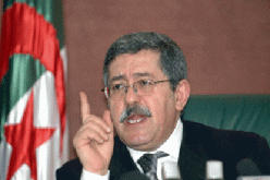 السيد أويحيى يستقبل المحافظ الأوروبي المكلف بالتوسع والسياسة الأوروبية للجوار