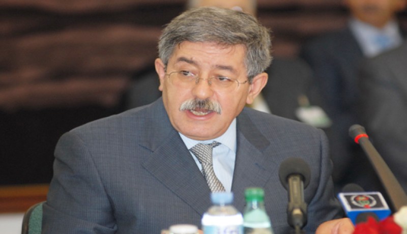 أويحيى وربطة العنق