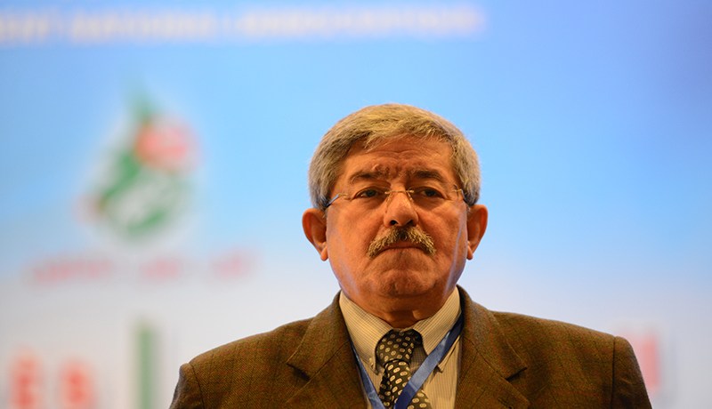 الزوايا وڤايد صالح يهنّئون أويحيى