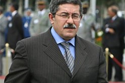 أويحيى: “للجماعات الإرهابية خياران، إما وضع السلاح أو القتل، وسنواصل محاربتها حتى النهاية”