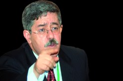 أويحيى‮ ‬يتـــــوعد الأنـدية المحتــرفة المتمردة‮‬