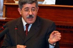 أويحيى ينتقد طريقة بلورة الإستراتيجية الصناعية التي بقيت حبرا على ورق