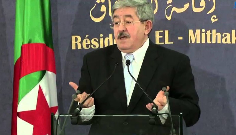 ثقوا في برنامج وسياسة الرئيس فدولتكم متكرهش شعبها