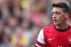 برشلونة يسعى للتعاقد مع أوزيل