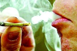توقيف شاب مخمور يروّج المخدرات أمام باب مسجد بتمالوس في سكيكدة