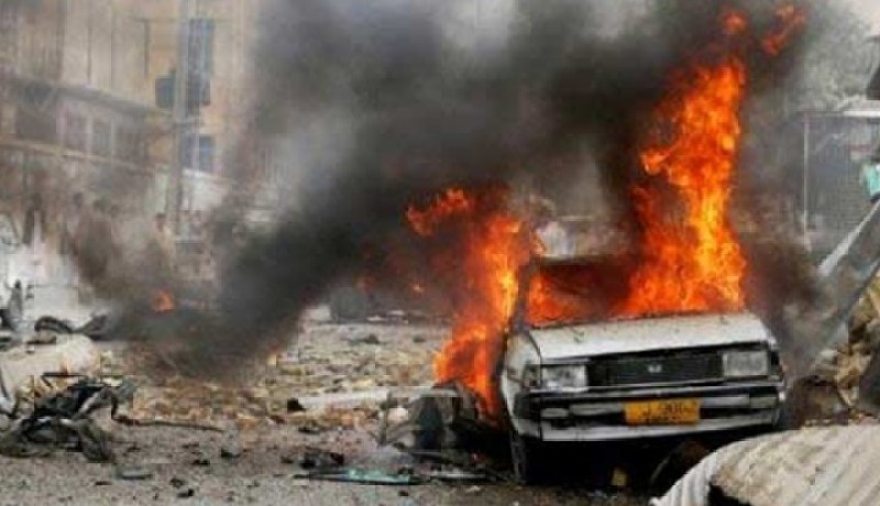 انفجار سيارة مفخخة استهدفت مقر إدارة أمن في اليمن