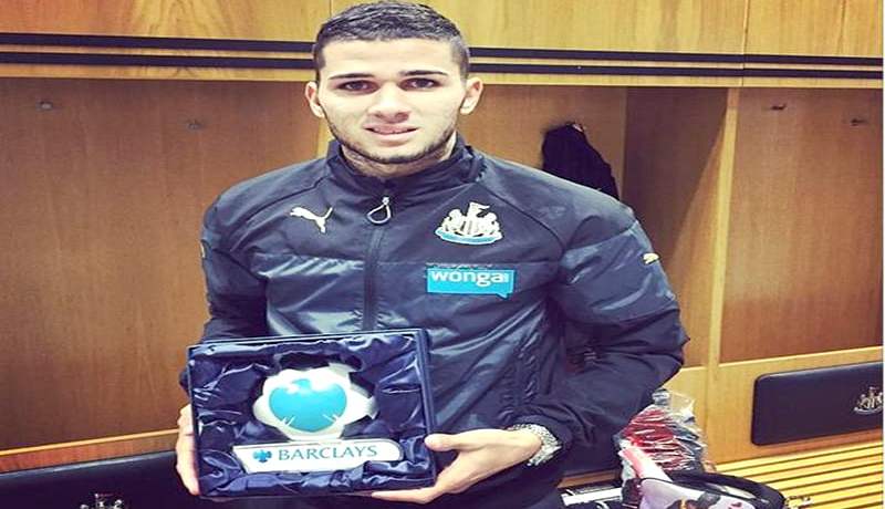 عبيد: “أعيش لحظات ساحرة وأهدي درع أحسن لاعب في لقاء ليفربول إلى ابني”