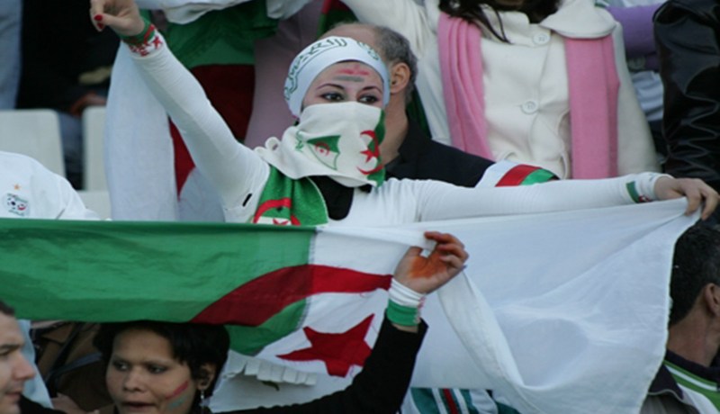 الدخول إلي الملاعب مجانا للجنس اللطيف والعائلات بداية من أول نوفمبر