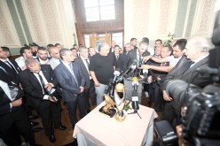 بلدية سطيف ترفع إعانتها للوفاق إلى 10 ملايير سنتيم وحمّار يتمسك برحيله نهاية الموسم