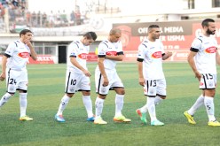 نفاد 15 ألف تذكرة في 4 ساعات وكوموندوس سطيف يتدربـون في ثكنـة بني مسوس