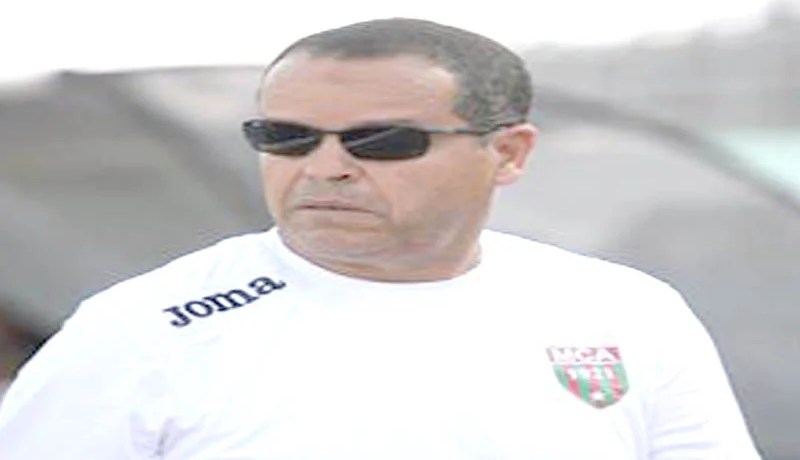 مجلس إدارة العميد يطالب شارف بتوضيحات والبعض يقترح إقالته