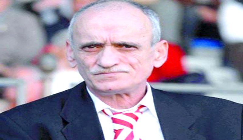 “اتحاد الحراش معاقب قاريا وقرار إشراك فريق خامس في كأس الكاف بيد روراوة”