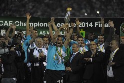 أبناء عامر لحرار يهدون الجزائر اللقب الإفريقي في عيد الثوار