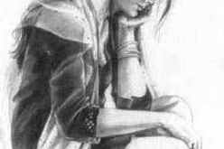 إني أموت خوفا لأن مصير زواجي مرهون بصوري المشبوهة!