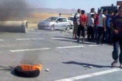 سكان قرية غول يماس يغلقون الطريق السيار شرق غرب بتلمسان