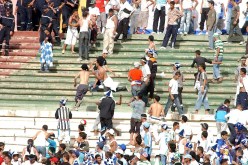 اعتقال 17 مـشـاغبا في جـولـة واحدة والعنـف يواصل الـزحــــف