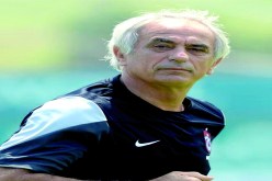 حليلوزيتش يقوم بحركة غير رياضية ومهدّد بعقوبة تصل إلى ثلاث مباريات