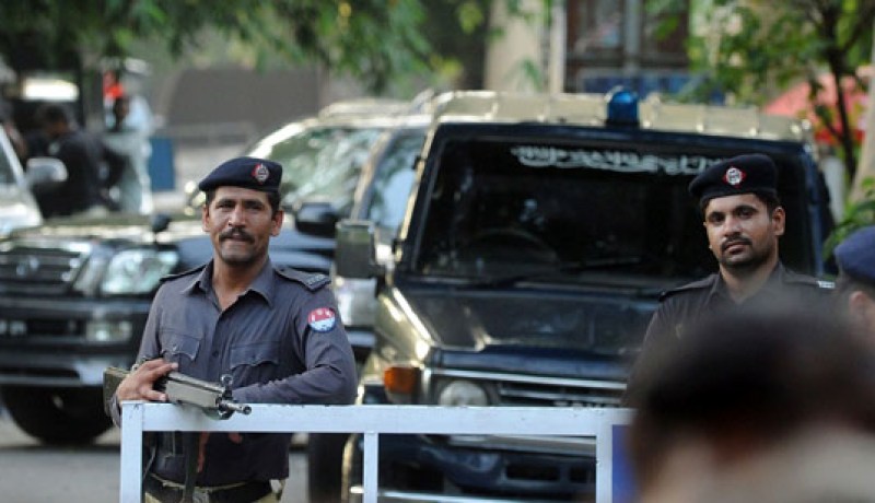 احتجاز باكستاني ناشط ضد الغارات بطائرات بدون طيار