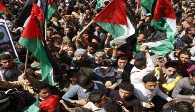 تظاهرتان في الضفة الغربية ضد الضغوط الدولية لاستئناف المفاوضات مع إسرائيل